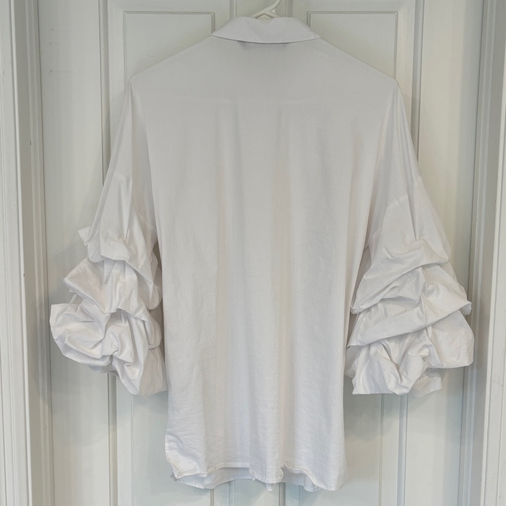 Women’s Zara White Ruffled Sleeve Statement Piece Button up Top - Picture 6 of 12